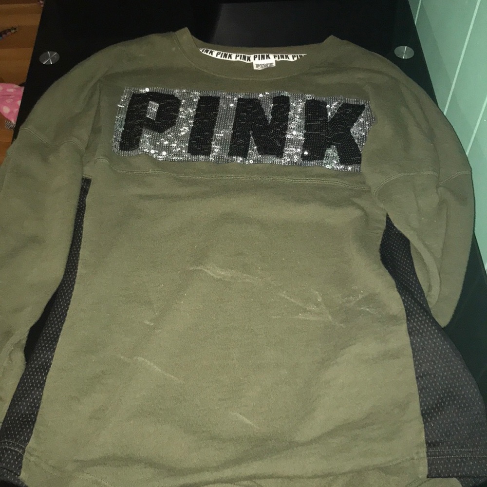 Super cute army sweatshirt